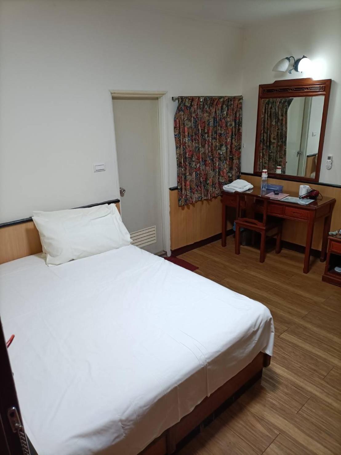 丸松商旅 Hotel Miaoli Kültér fotó