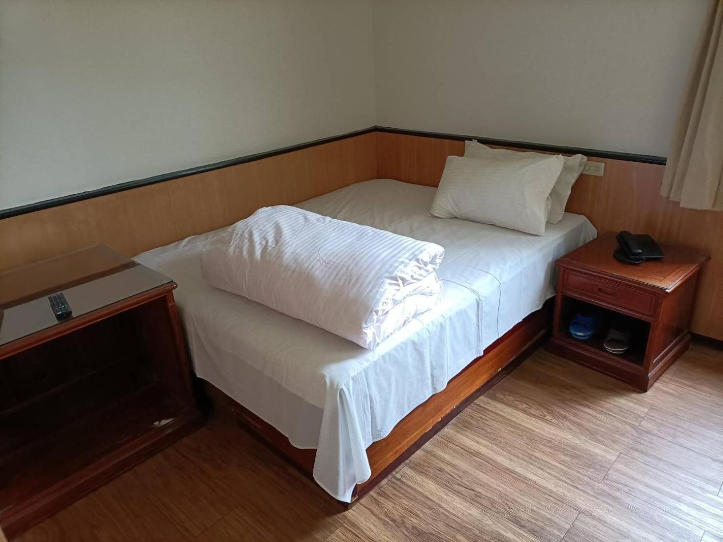 丸松商旅 Hotel Miaoli Kültér fotó